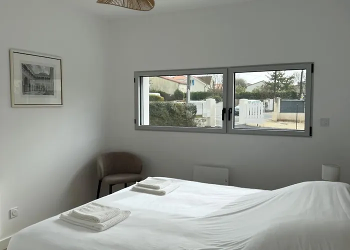 Avec Terrasse - Proche Et Centre * Royan